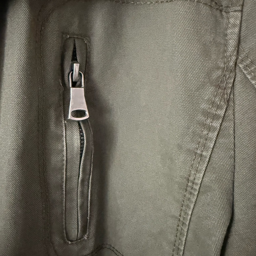 Men's Classic Military Field Jacket in Olive - Picture 3 of 10
